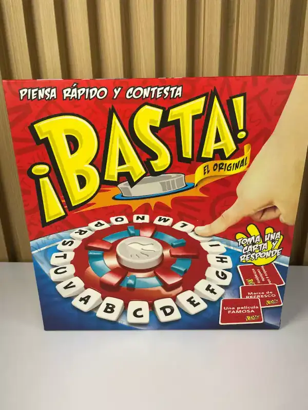 Juego de Mesa Basta